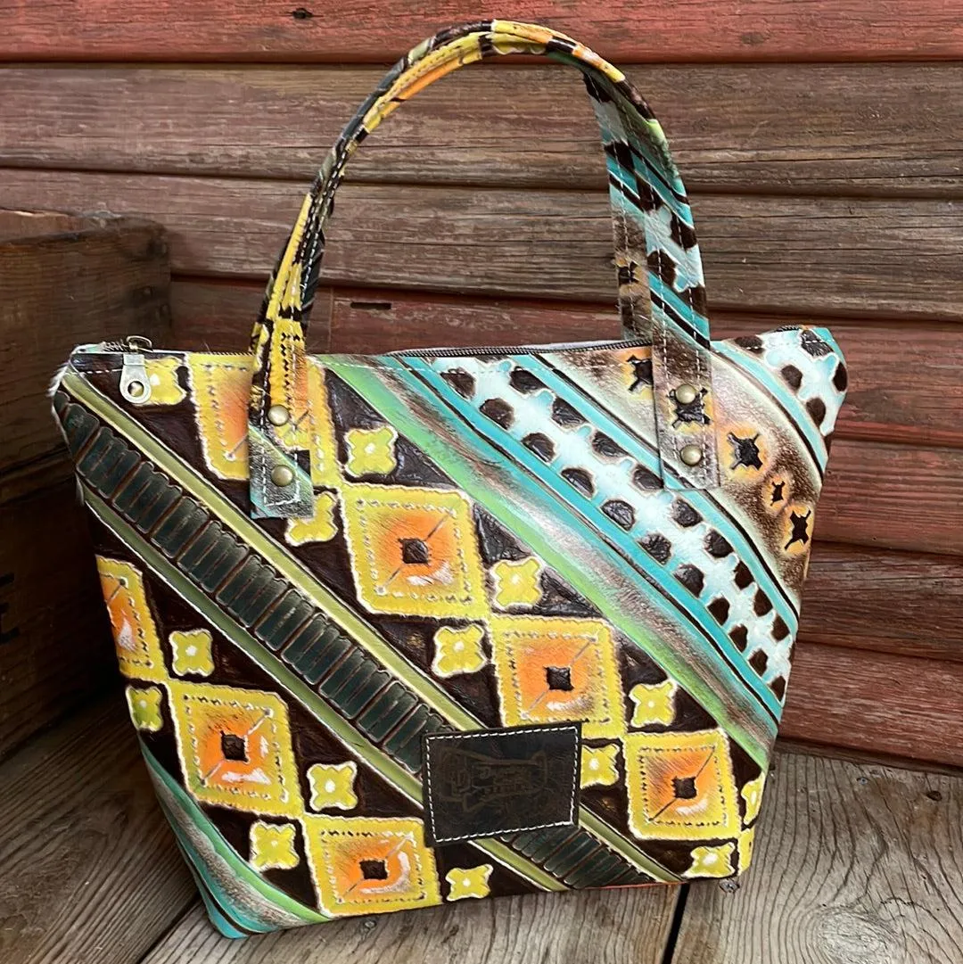027 Feed Bag - Tricolor Acid w/ Aurora Navajo