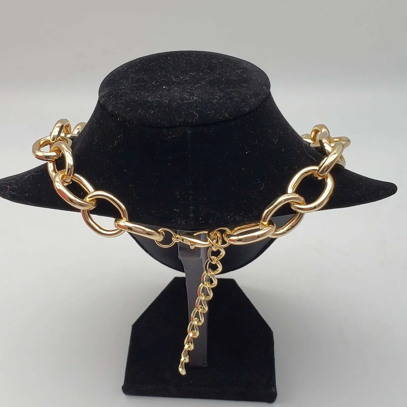 100% Auth Louis Vuitton Lock & Key with Unbranded Gold Plated Chain Necklace