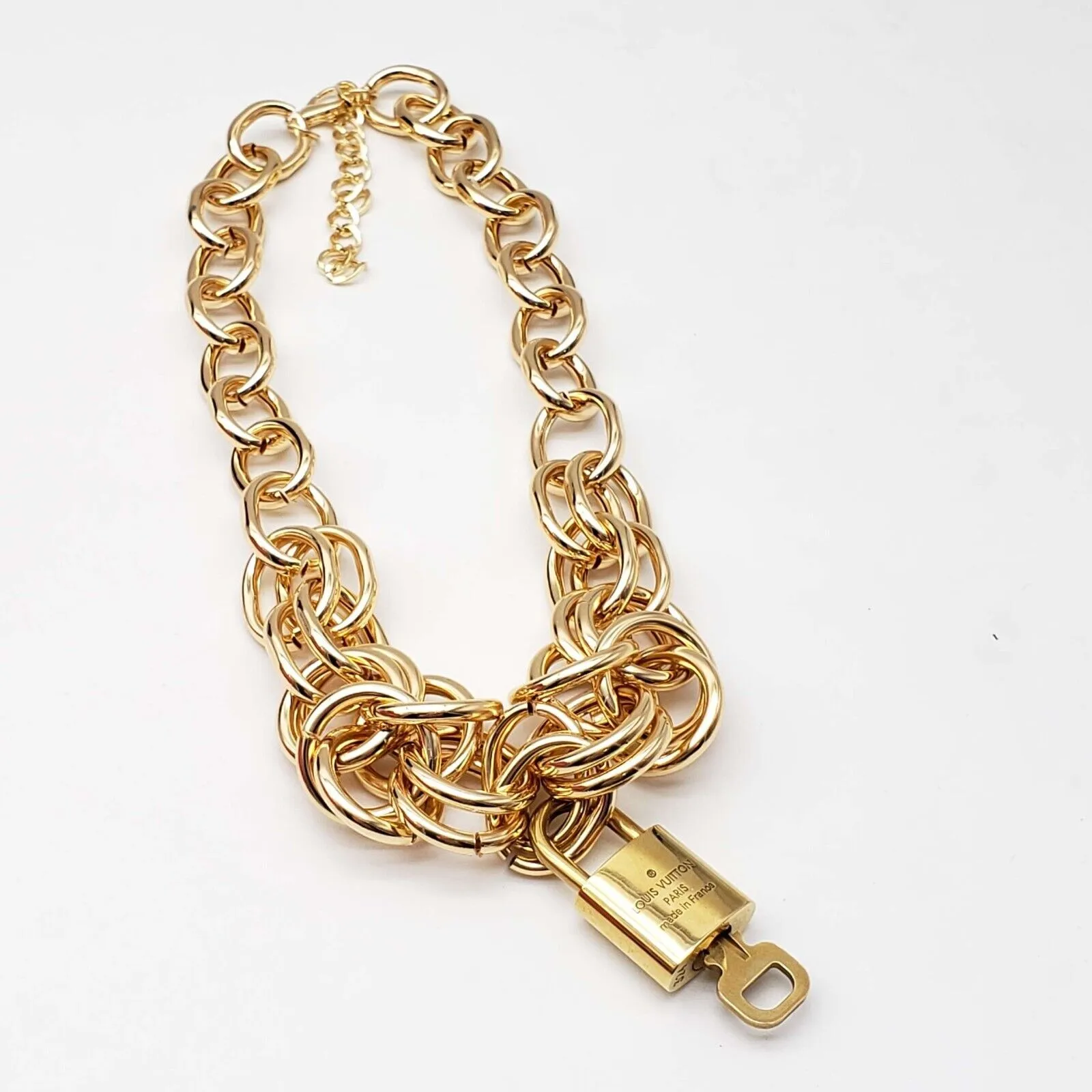 100% Auth Louis Vuitton Lock & Key with Unbranded Gold Plated Chain Necklace