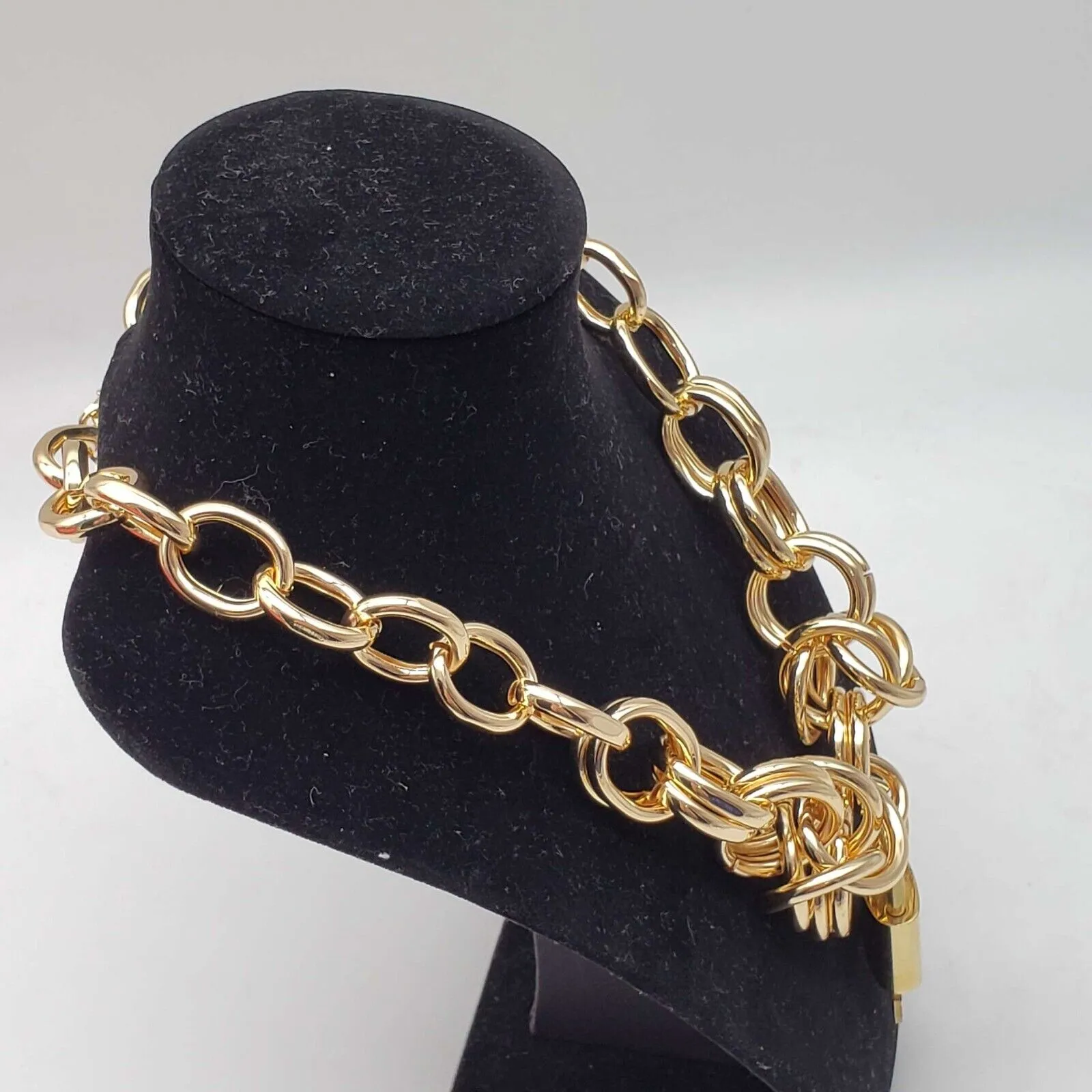 100% Auth Louis Vuitton Lock & Key with Unbranded Gold Plated Chain Necklace