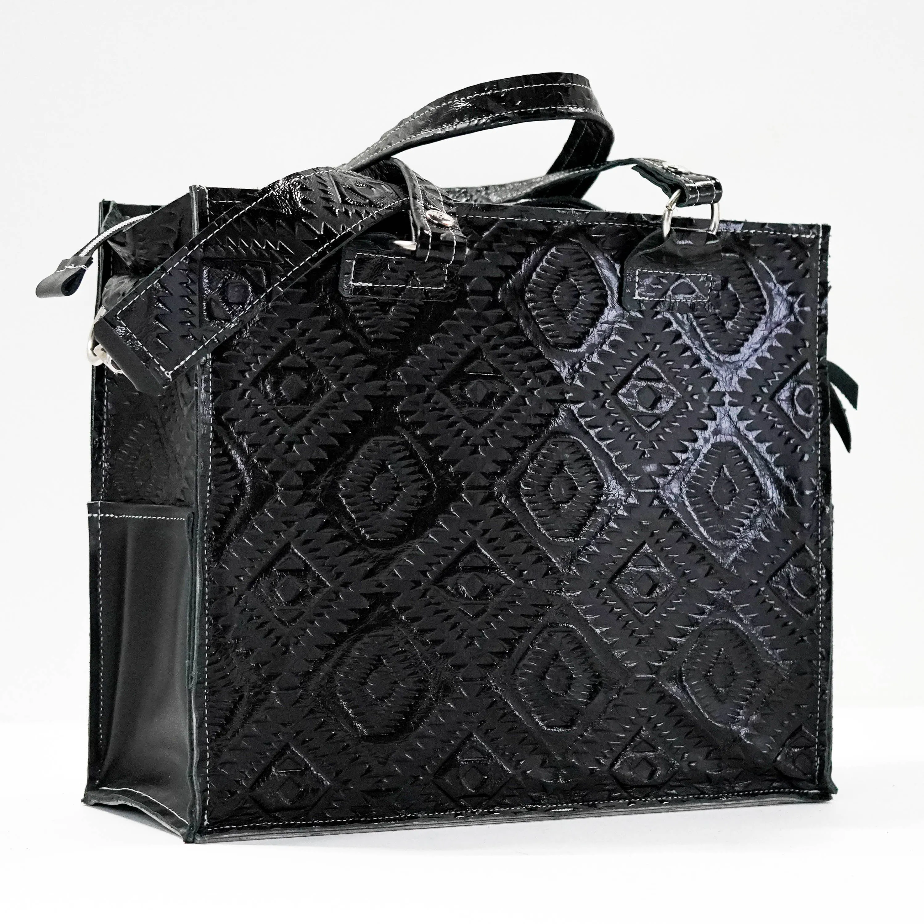 Clerk - No Hide w/ Onyx Aztec