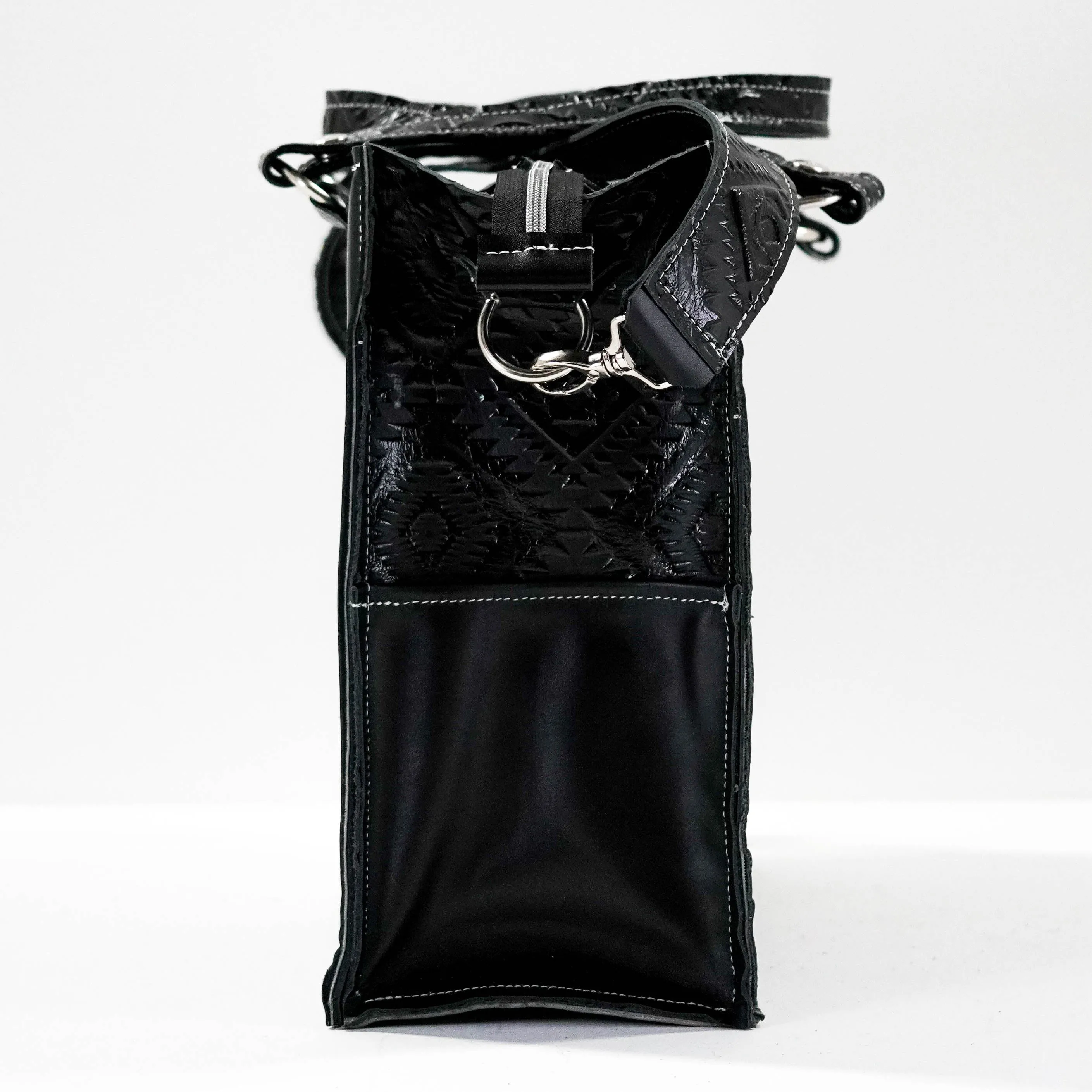 Clerk - No Hide w/ Onyx Aztec