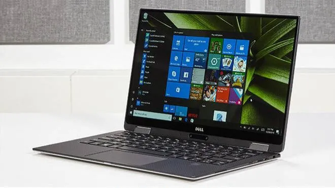Dell XPS 13 2 in 1 Laptop - The world smallest 13" Laptop 7th Generation Intel Core Processor 16GB 500SSD Core i7 90% New