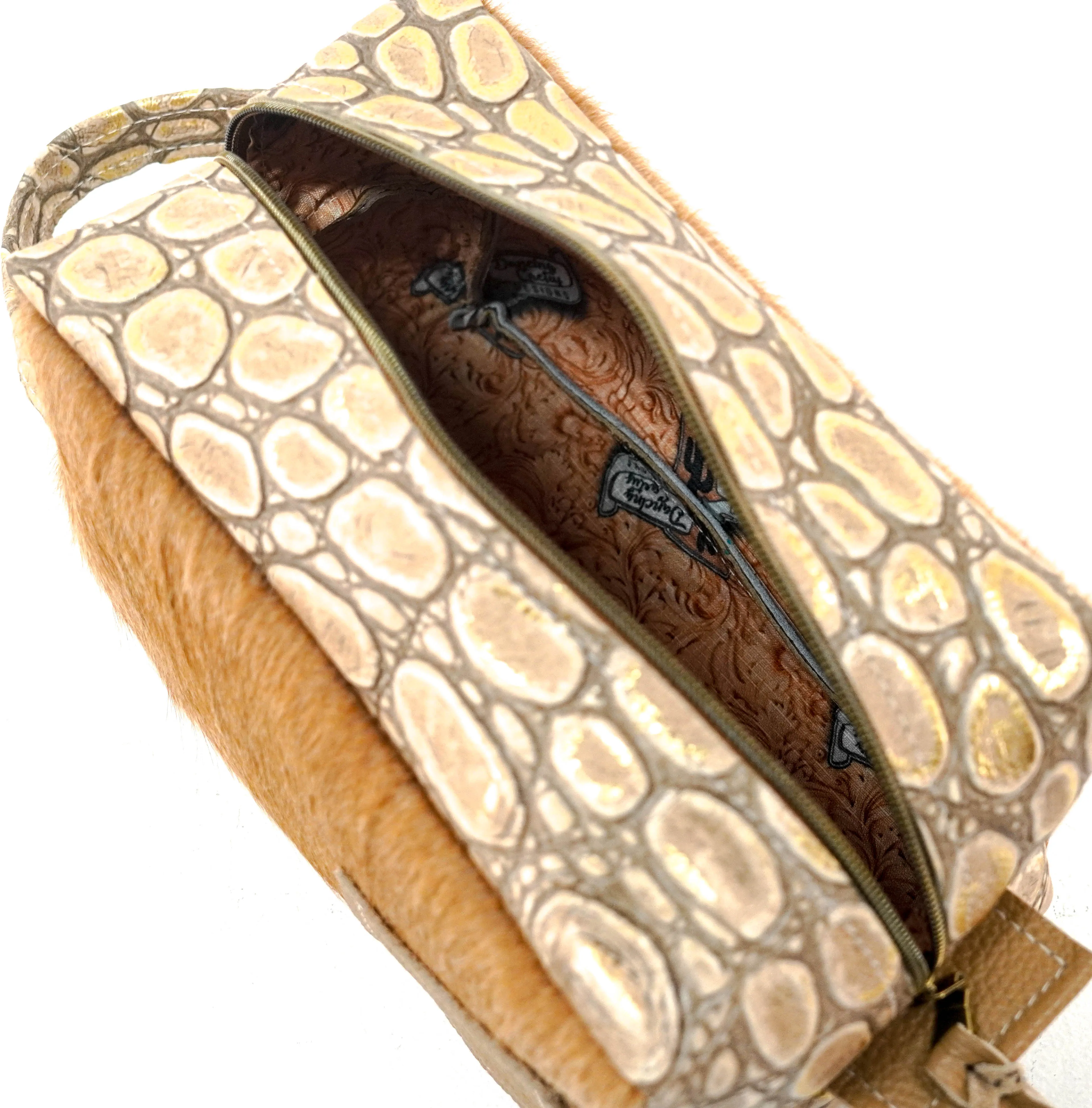 Dutton - Brindle w/ Ivory Jumbo Croc