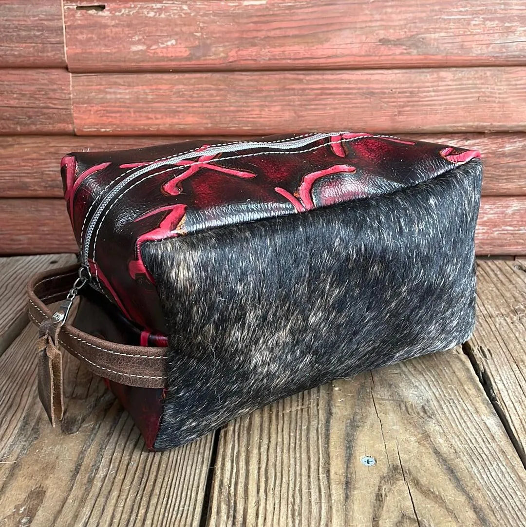 Dutton - Dark Brindle w/ Red Brands