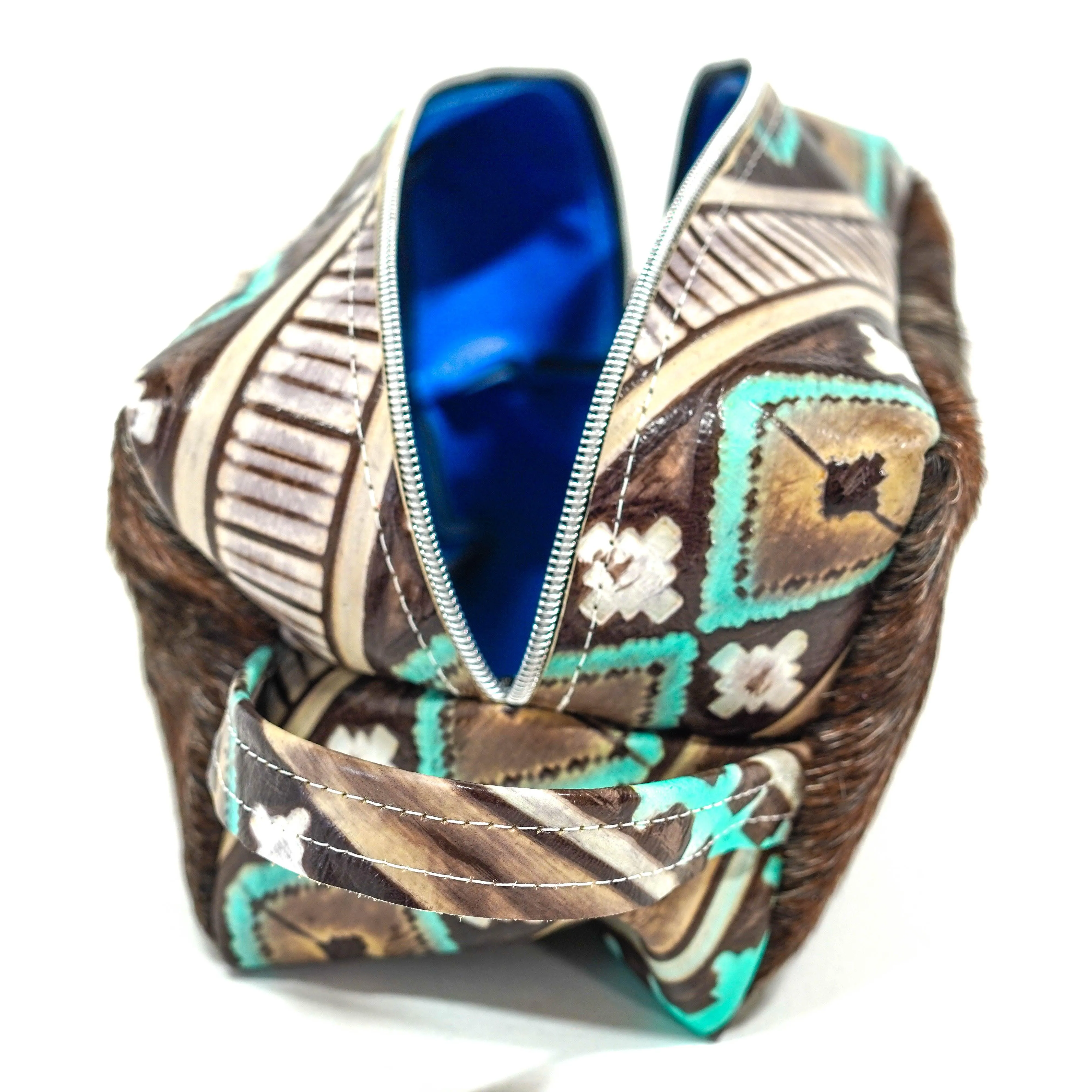 Dutton - Longhorn w/ Cocoa Navajo