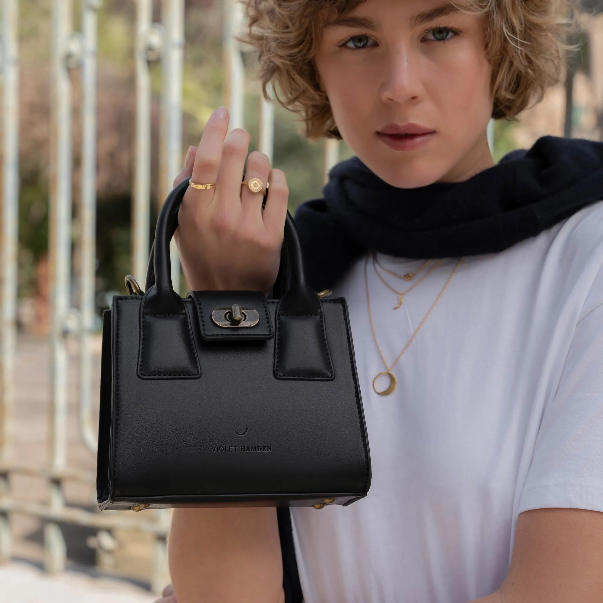 Essential Bag black crossbody bag