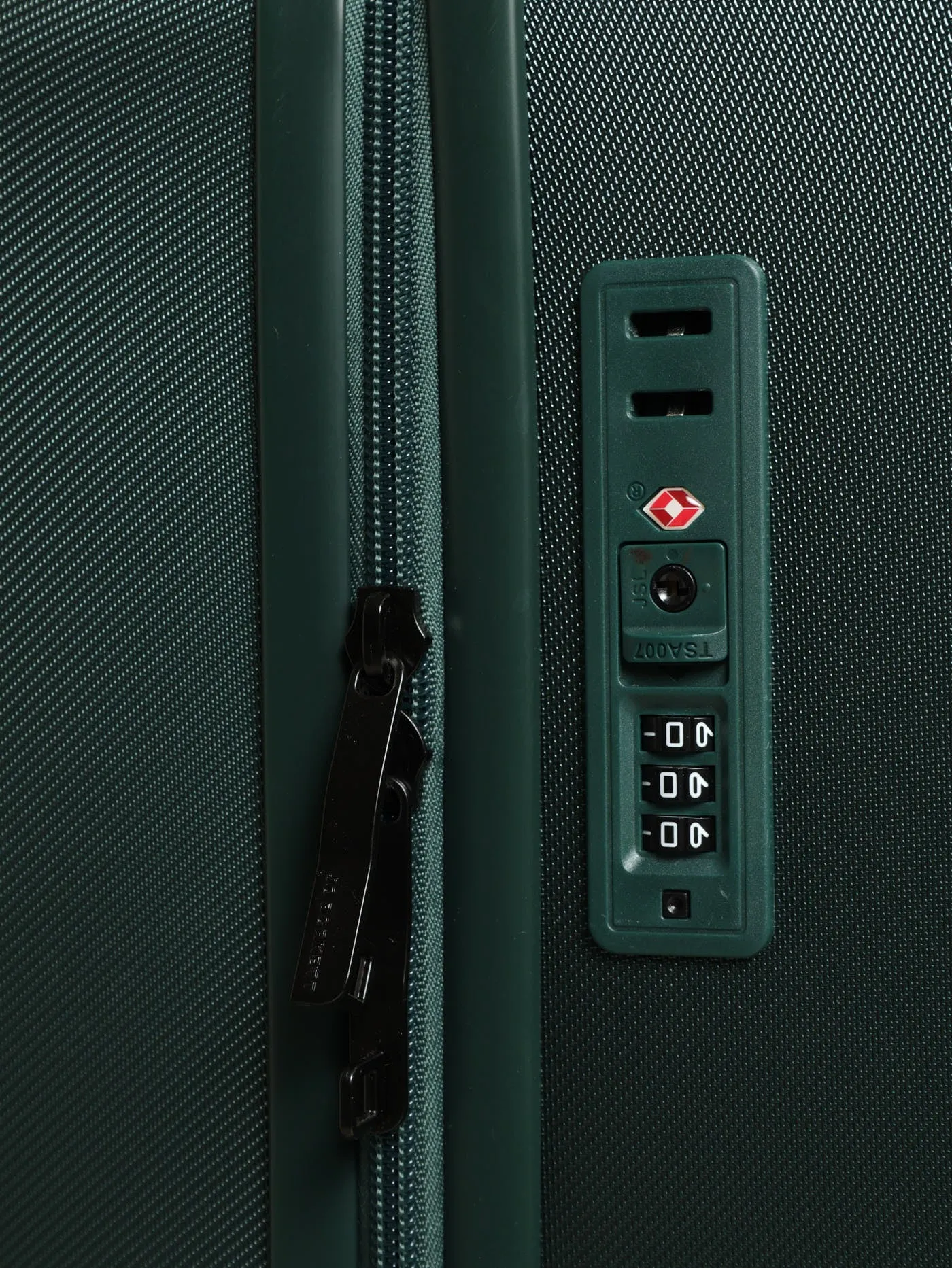 Gatsby Large 75cm 4 Wheel Trolley Case - Green