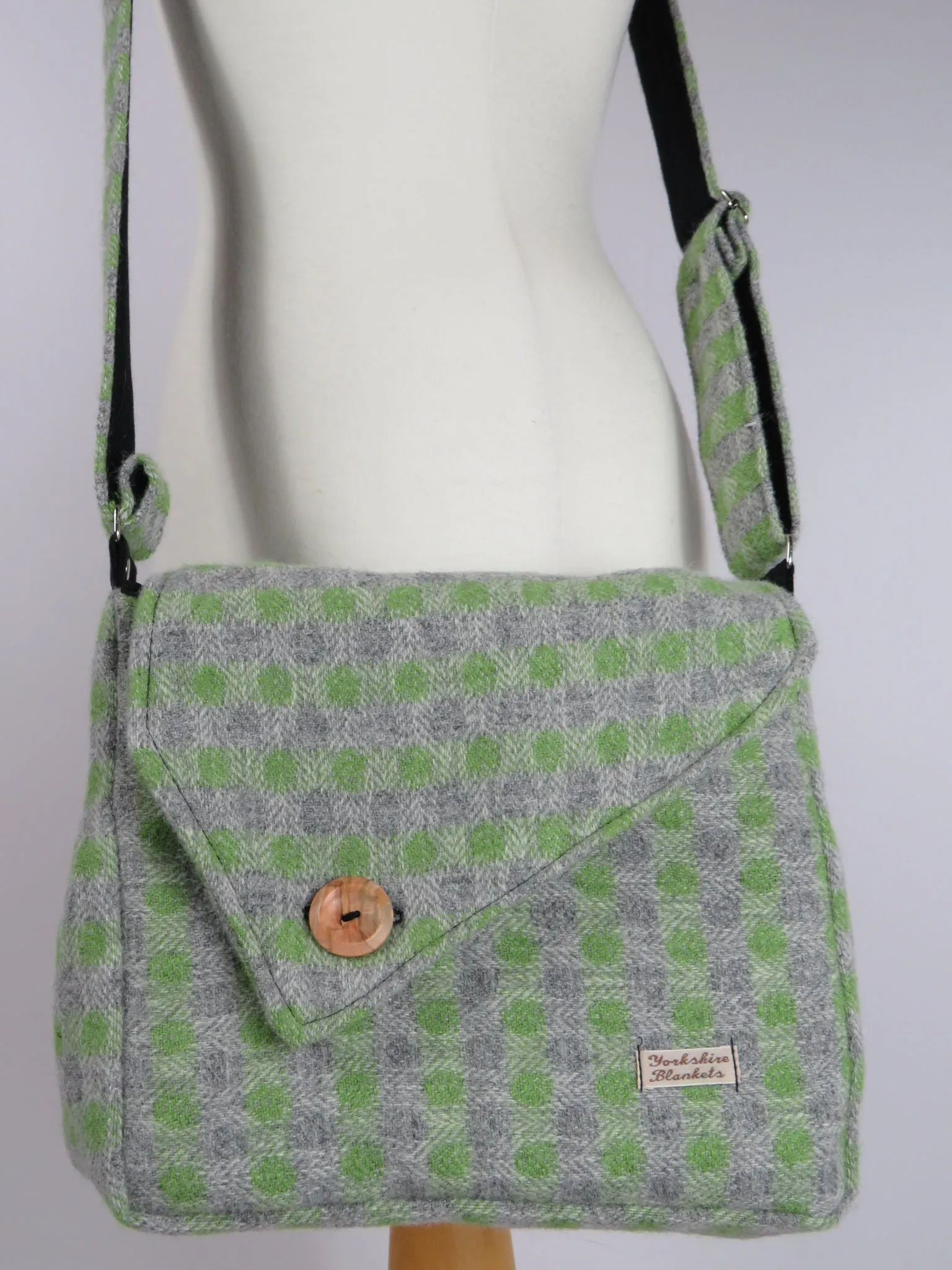 Handmade 100% Wool Bag