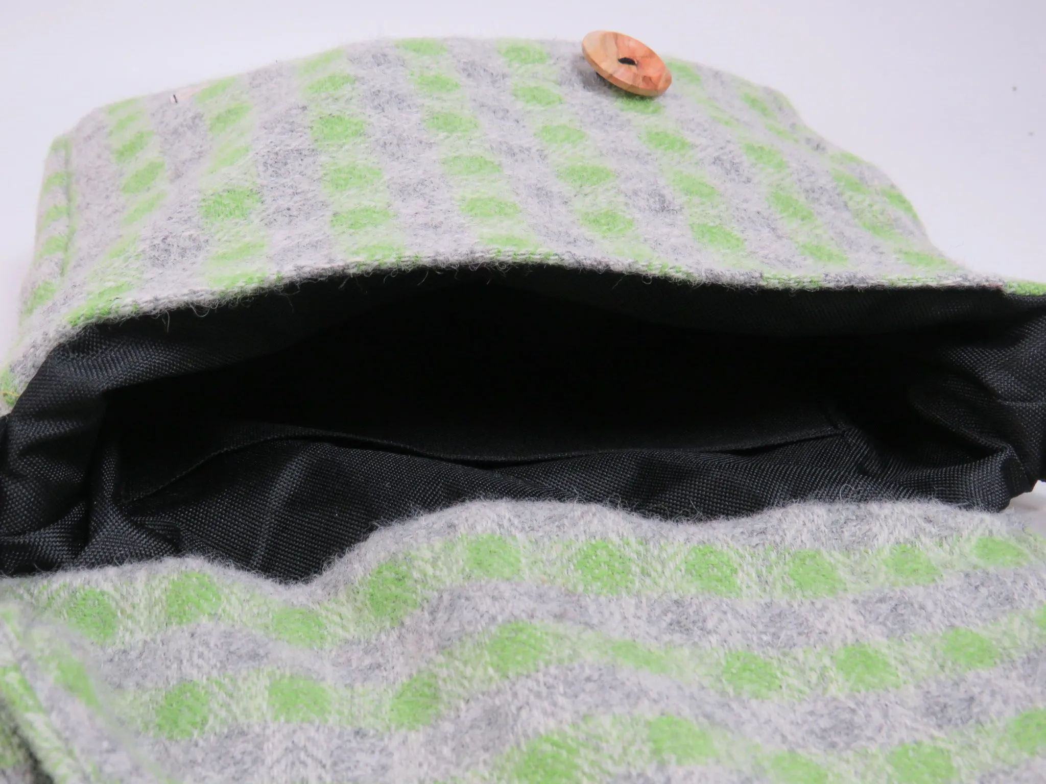 Handmade 100% Wool Bag
