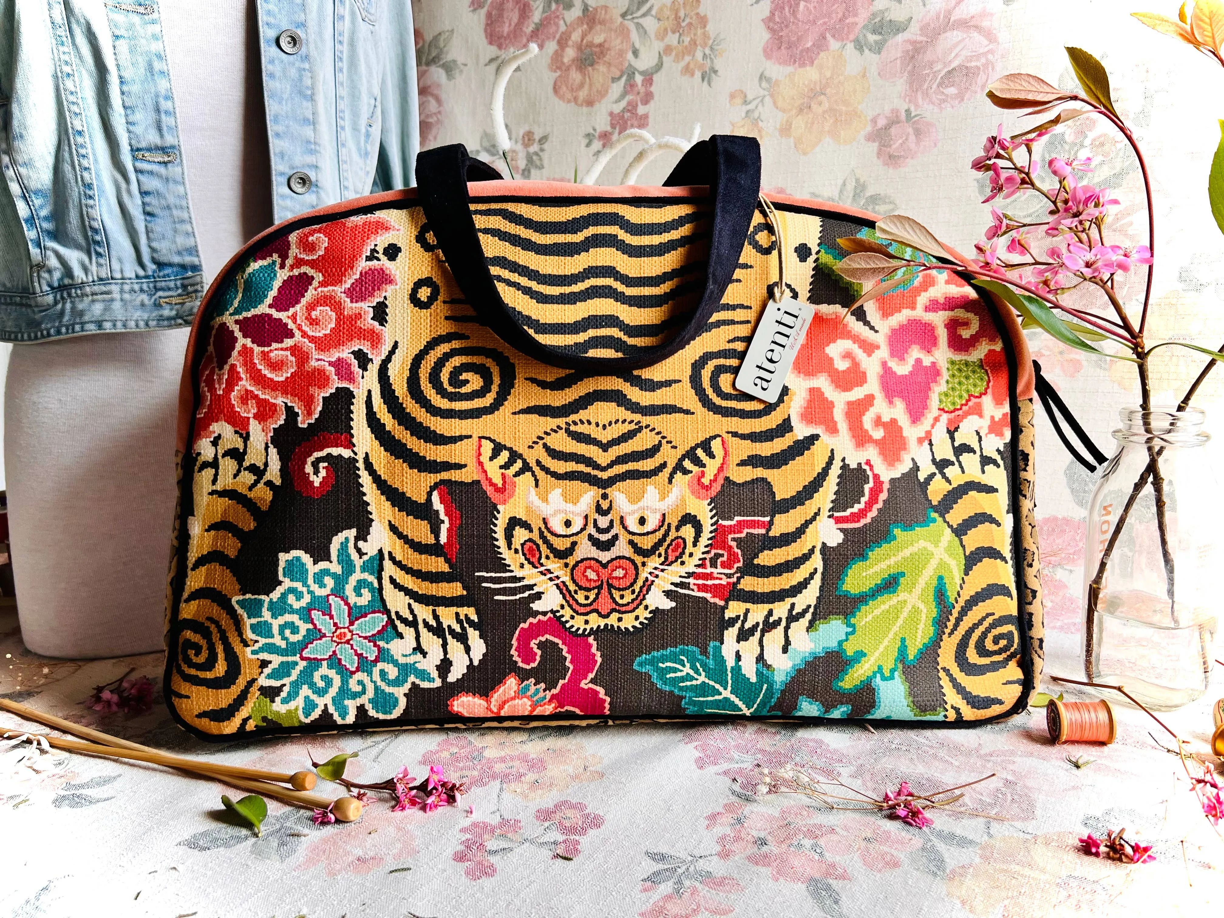 LE TIGRE OVERNIGHTER WEEKENDER TRAVEL BAG