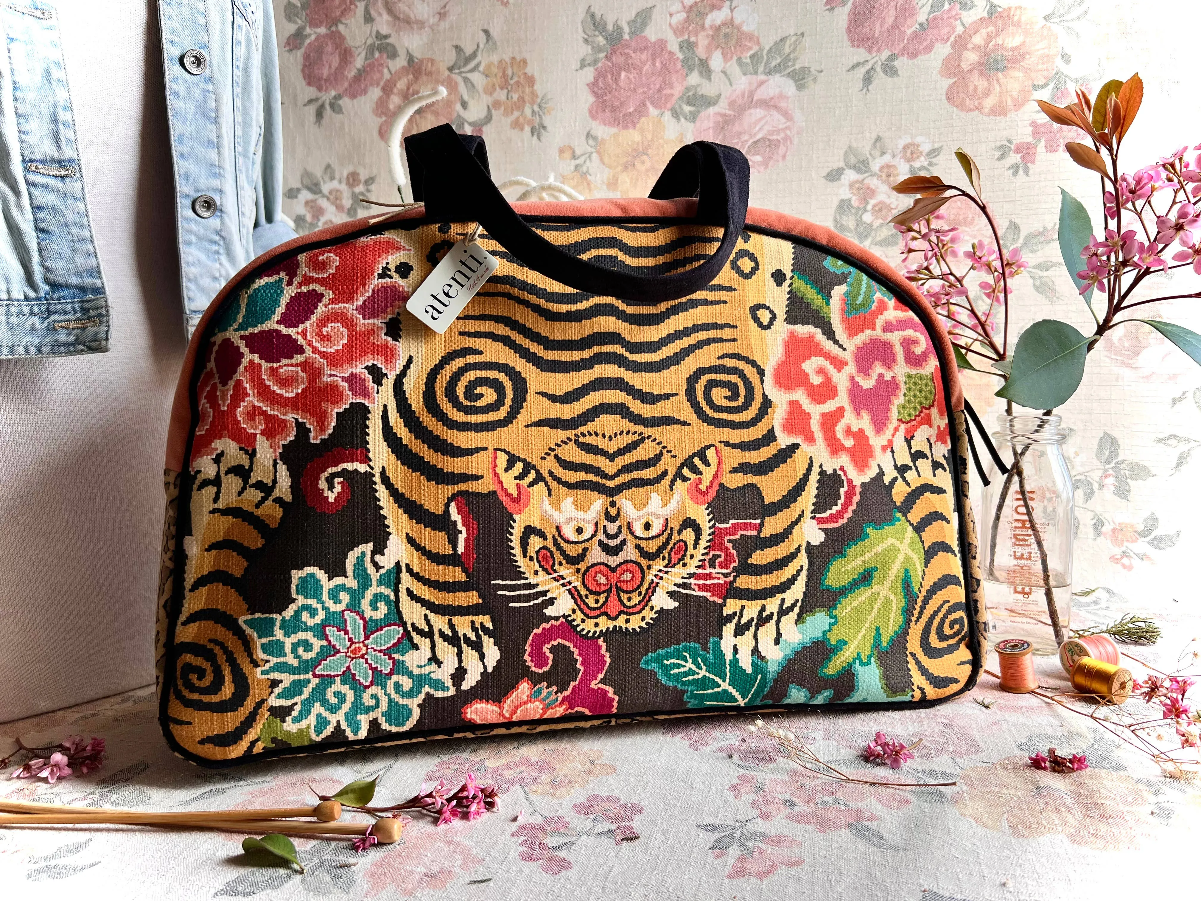 LE TIGRE OVERNIGHTER WEEKENDER TRAVEL BAG
