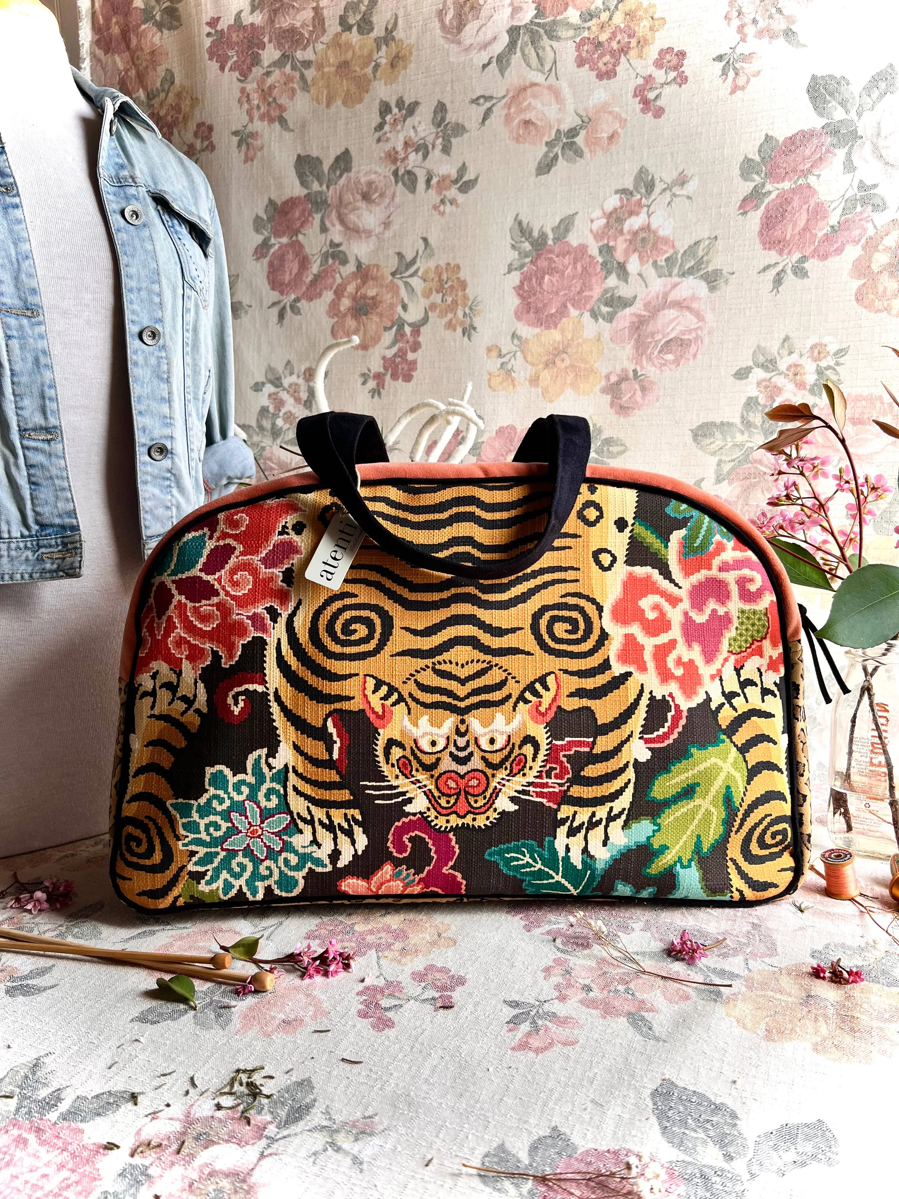 LE TIGRE OVERNIGHTER WEEKENDER TRAVEL BAG