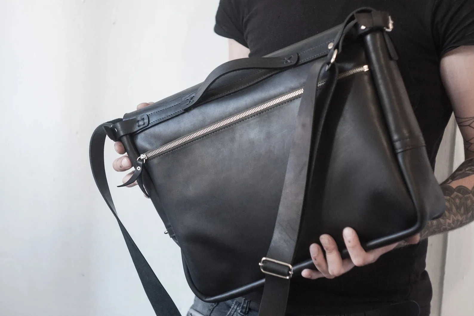 Leather Messenger Bag / crossbody bag