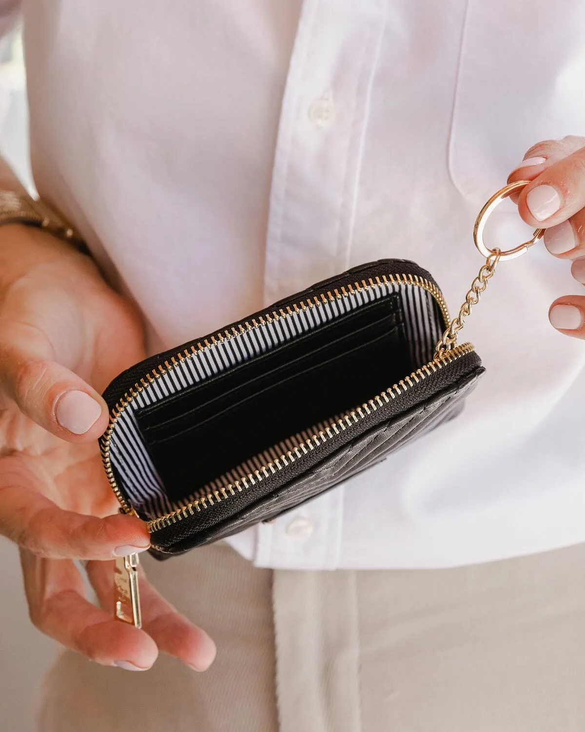 LOUENHIDE Nina Quilted Purse - Black