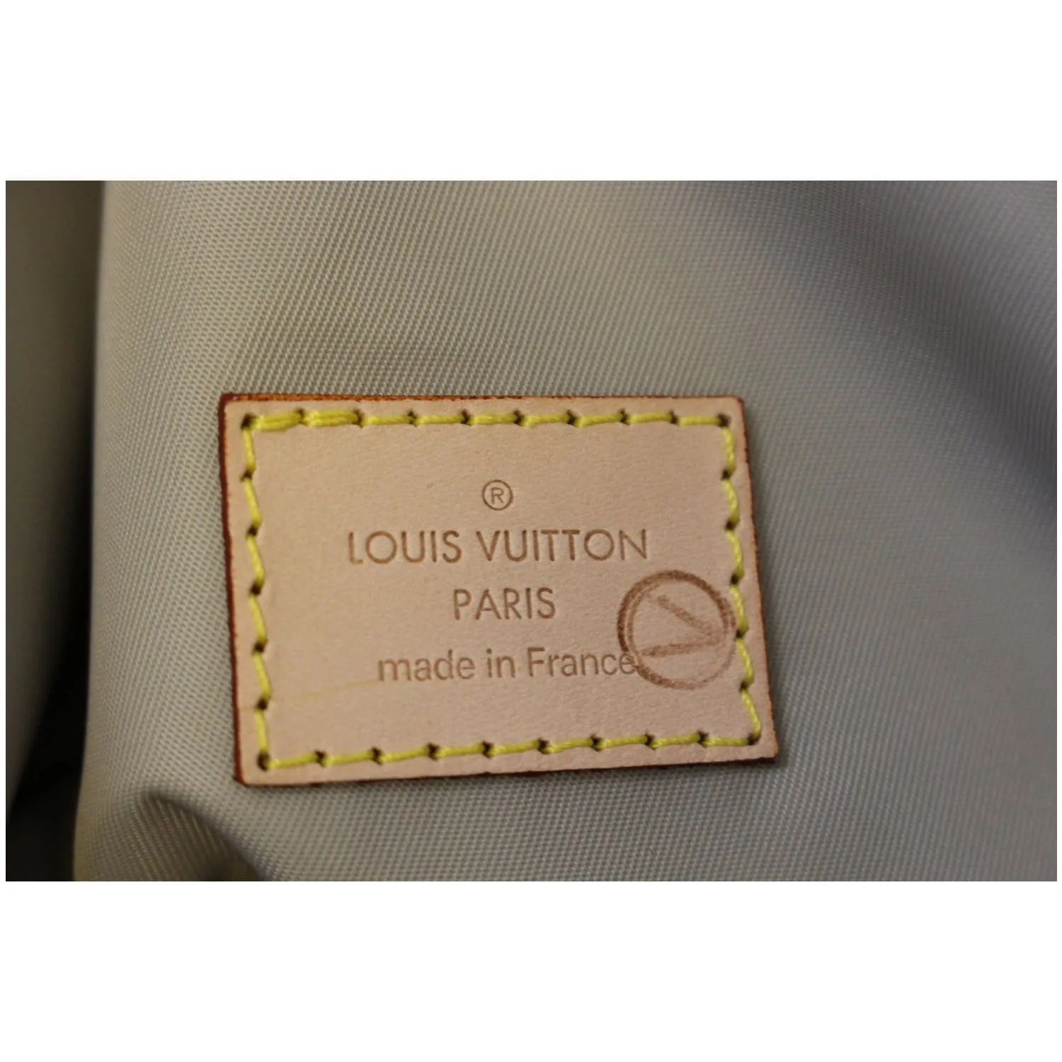 LOUIS VUITTON Damier Geant Souverain Travel Bag