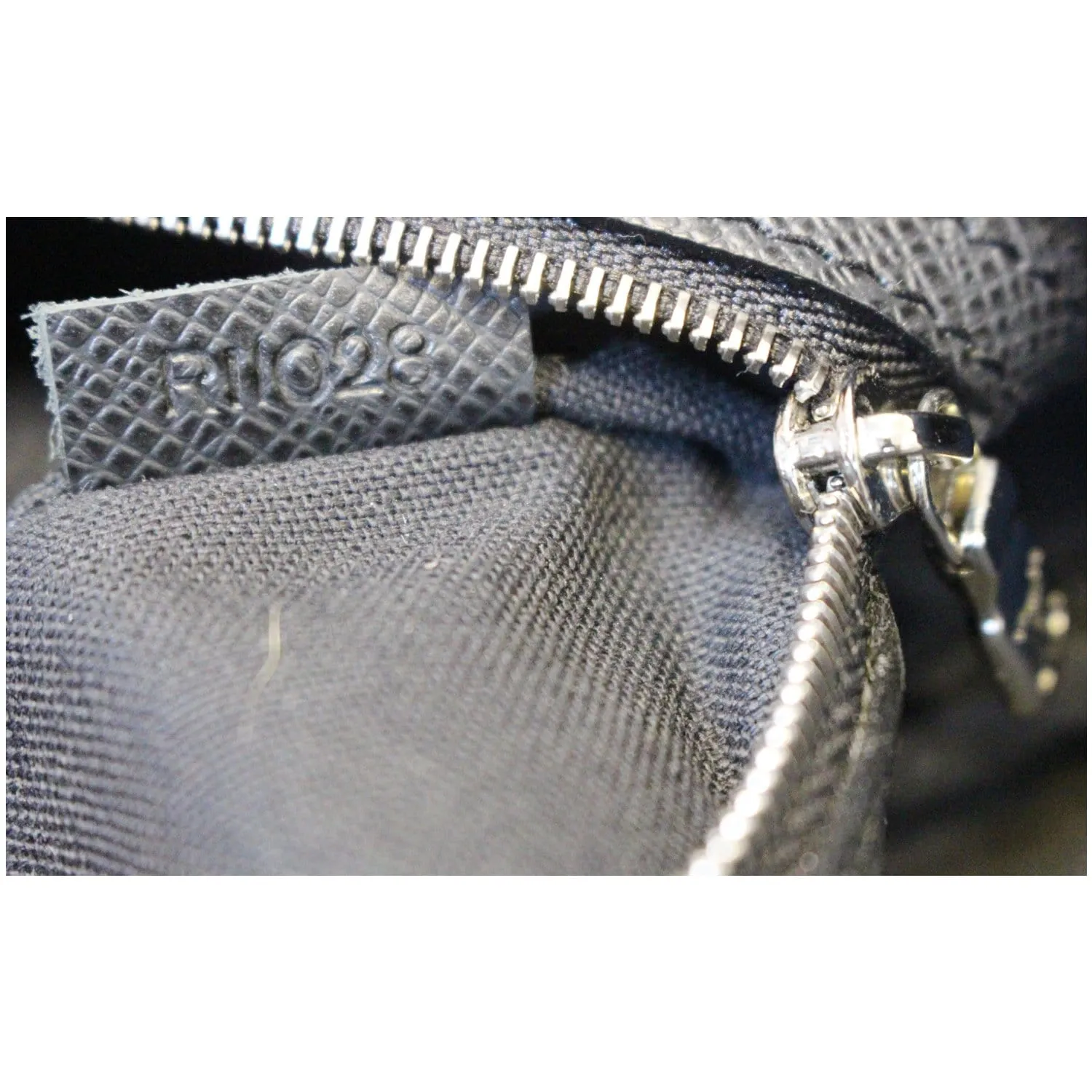 LOUIS VUITTON Ivan Taiga Leather Carry On Travel Bag Ardoise