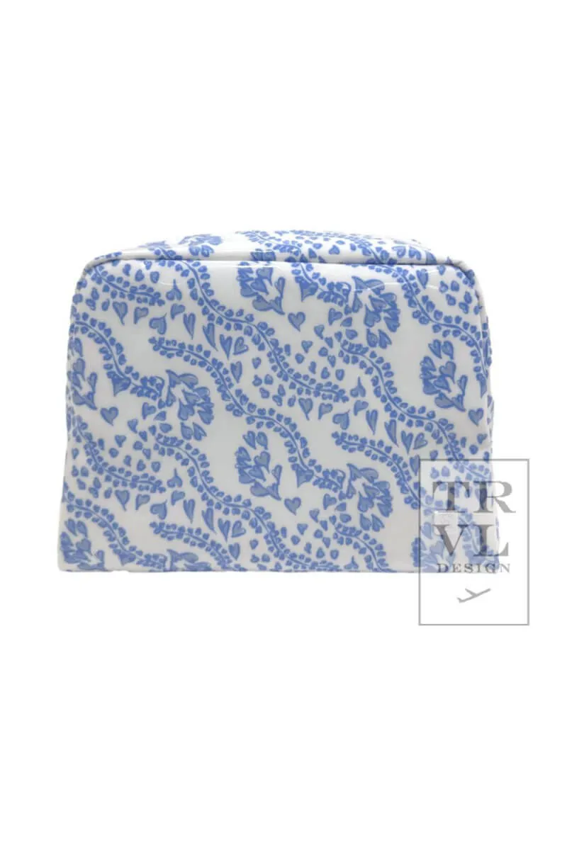 Luxe Gloss Wash Bag in All Hearts Blue