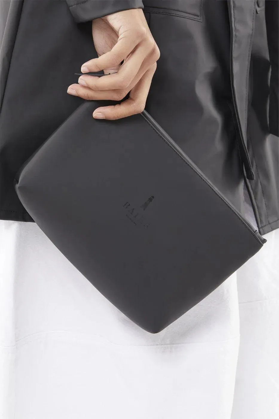 Neceser Cosmetic Bag de Rains Negro