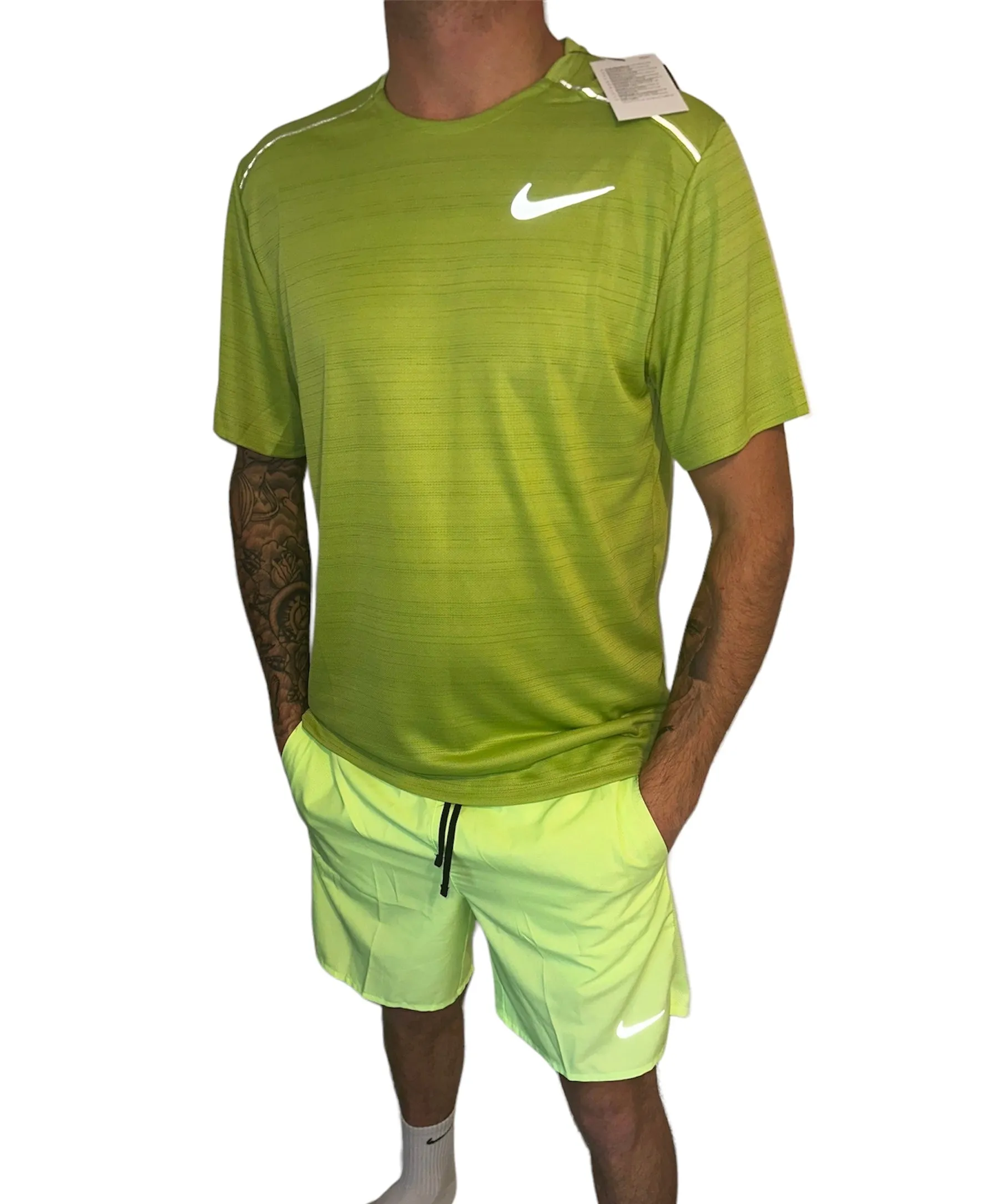 NIKE DRI-FIT MILER 1.0 T SHIRT - LIME GREEN