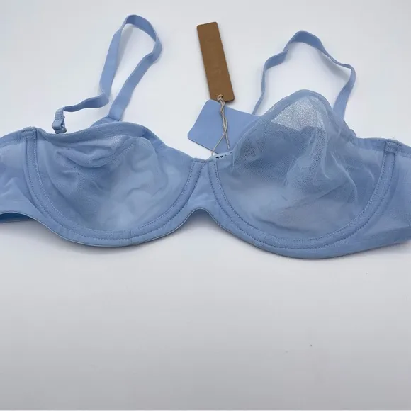 NWT SKIMS Ultrafine Mesh Strapless Underwire Bra Limited Edition in Glacier 34A