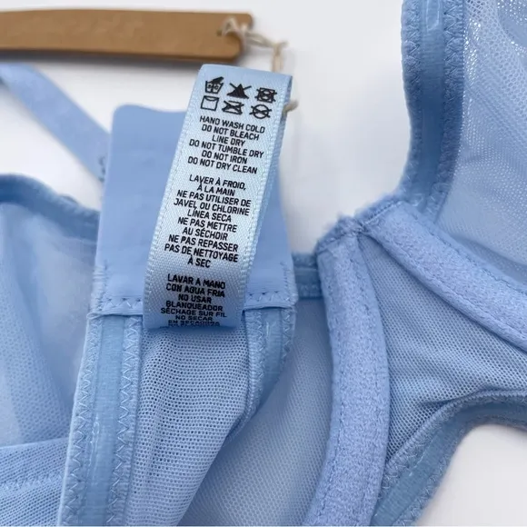 NWT SKIMS Ultrafine Mesh Strapless Underwire Bra Limited Edition in Glacier 34A