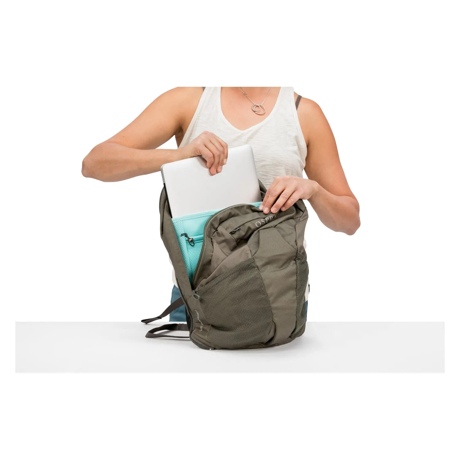 Osprey Fairview Travel Pack 55 Backpack - Small/Medium - Women's Travel - Trekking