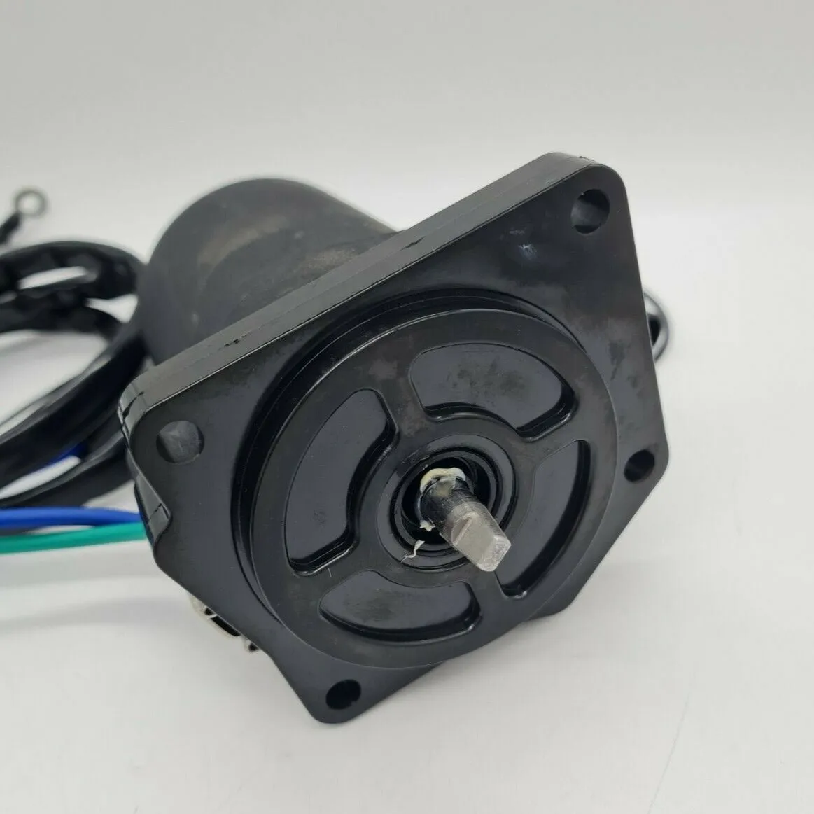 Power Trim Motor for Yamaha outboard 75-100 HP 4 STROKE '04-'14 F75 F80 F90 F100