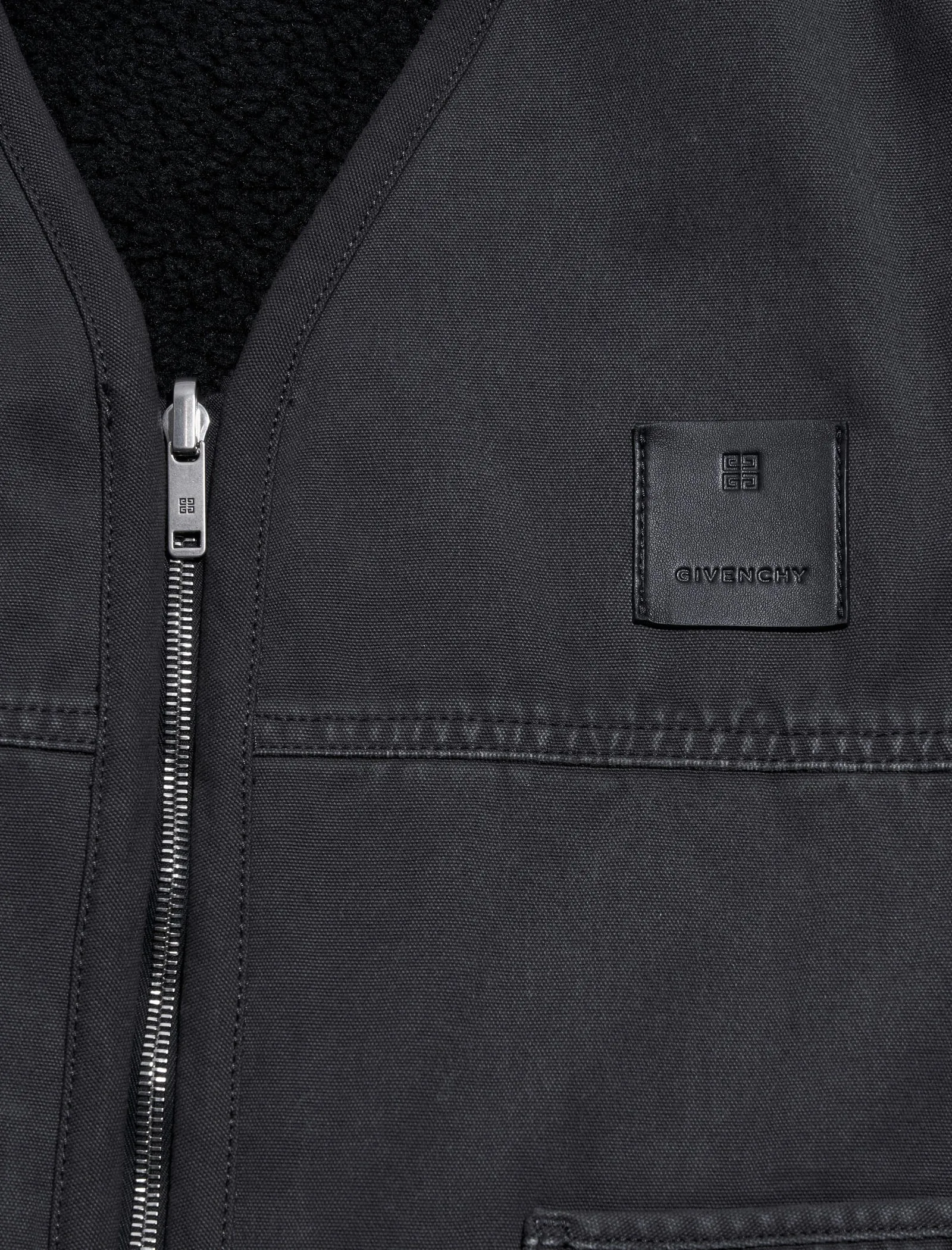 REVERSIBLE VEST