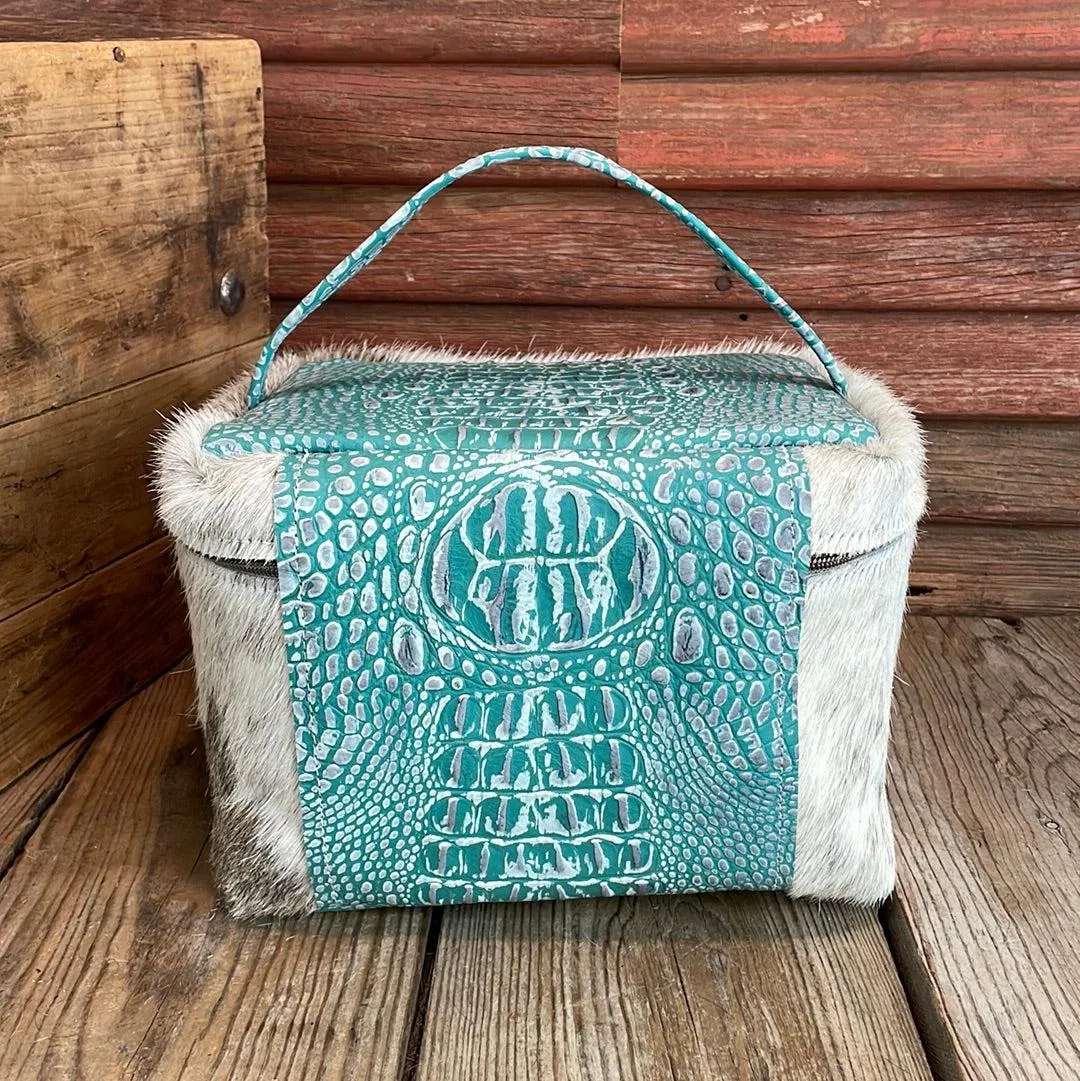Train Station - Exotic w/ Turquoise Sand Croc