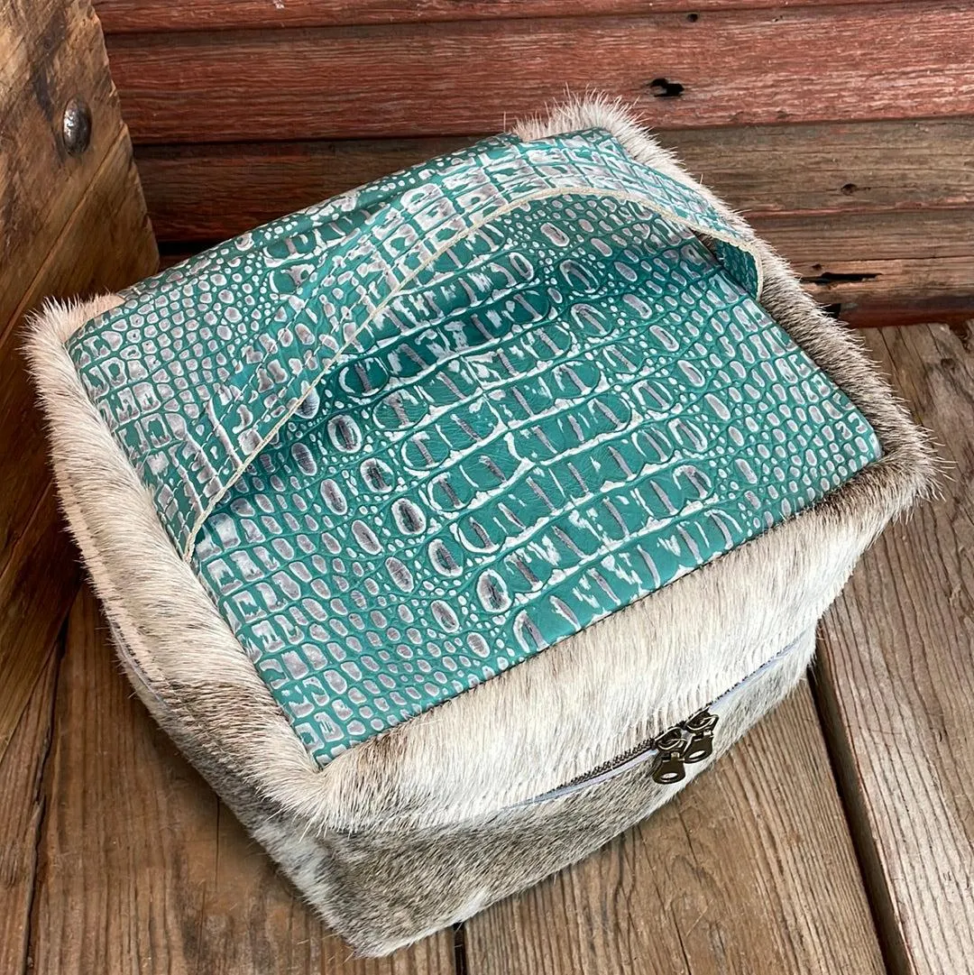 Train Station - Exotic w/ Turquoise Sand Croc