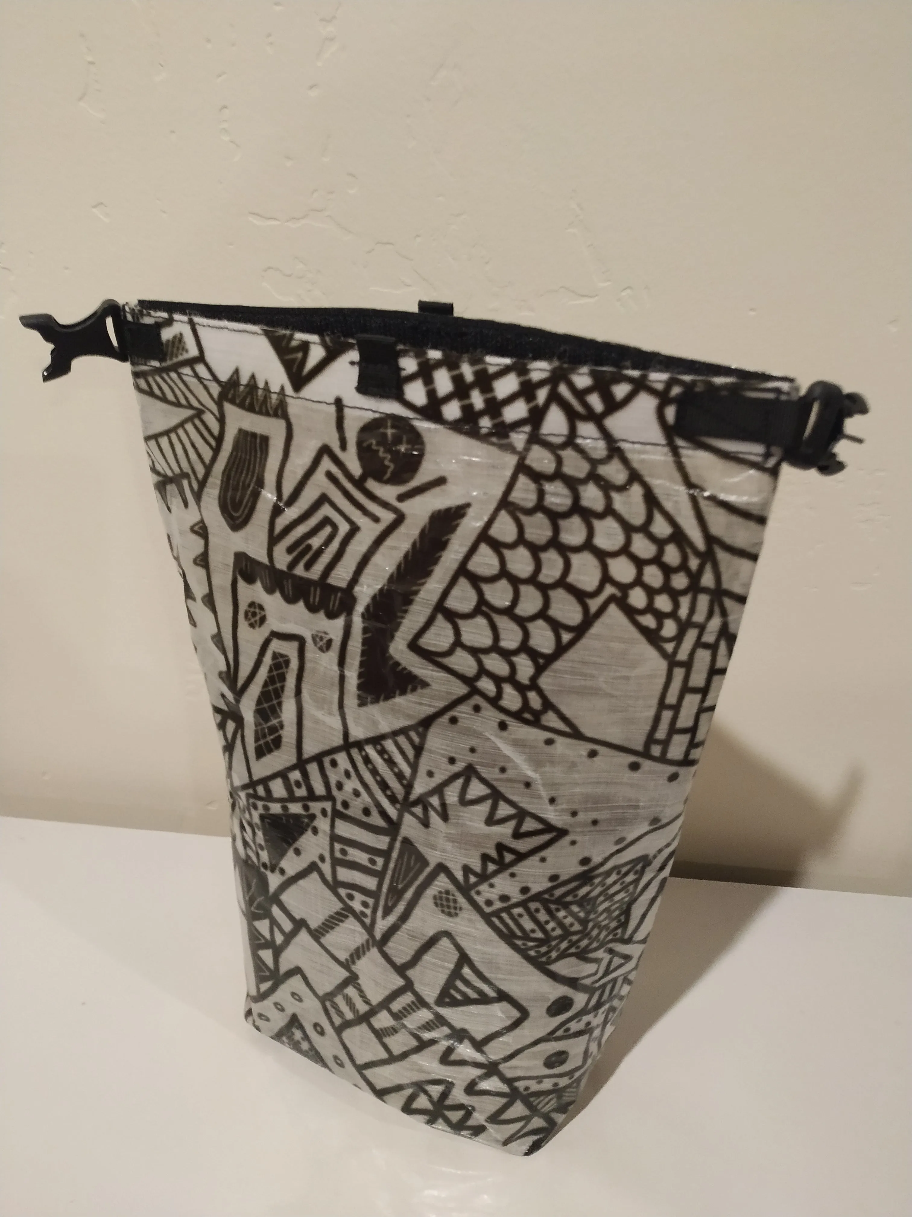Ultralight Small Dry Bag - B&W Coloring Book Dyneema