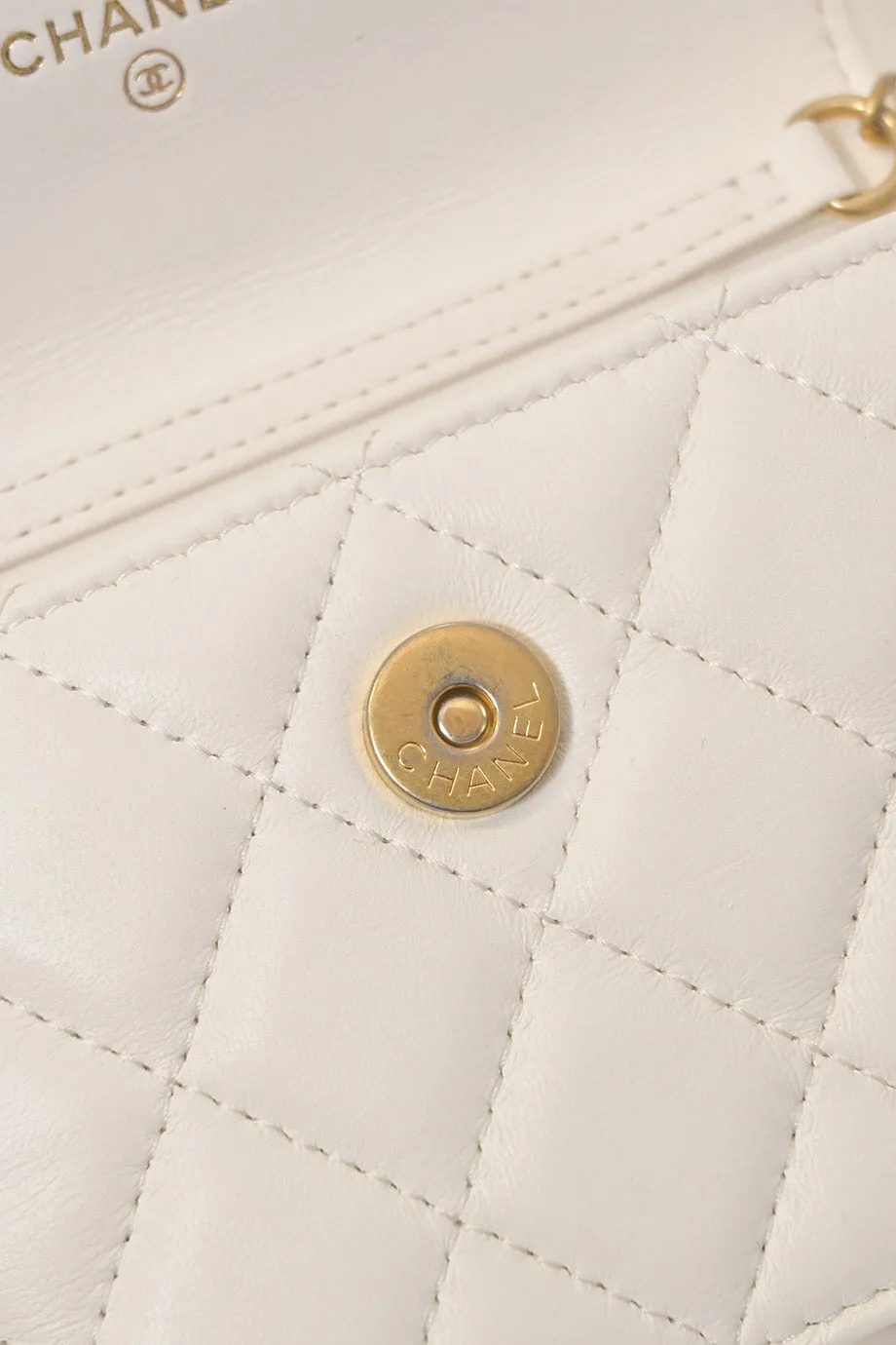 [WB6605] Chanel | Cross-Body Bag