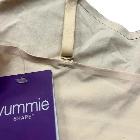 YUMMIE Shaping Beige Frappe Convertible straps Shapewear Slip. Size Large. NWT